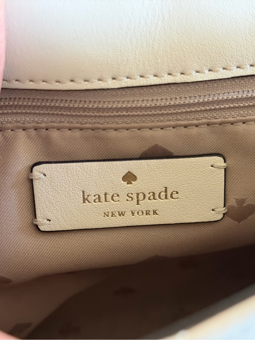Kate Spade Purse - Picture 6 of 8